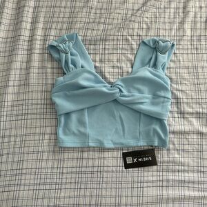 shein blue crop top with knot and heart detail